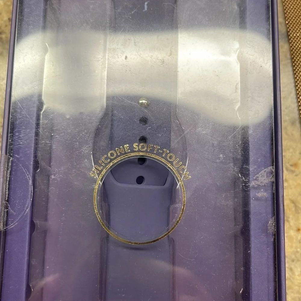 Delilah Purple Silicone Apple Watch Band 38mm 40mm 41mm Rose Gold Mesh Band